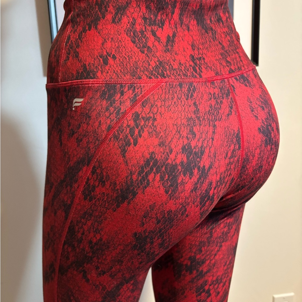 Fabletics bundle Red and Black Snake Print Leggings and Pink pocket leggings
